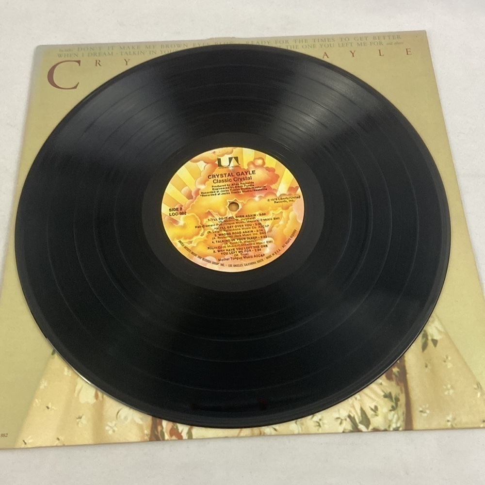 Crystal Gayle Classic Crystal 1979 Liberty Records LOO-982 Vinyl Record LP - Picture 5 of 7